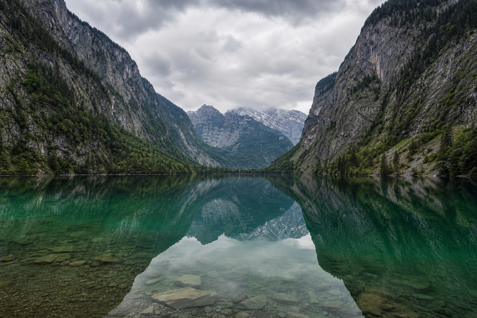 Klarer Bergsee